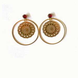 Roza-Oorbellen-Goldplated-Rood-Rond-Ornament
